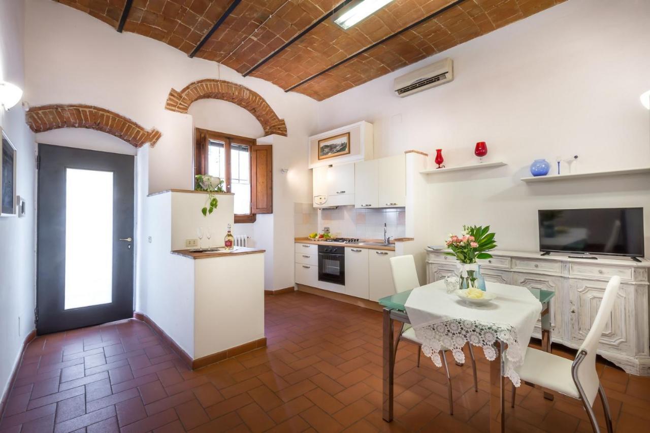 Pignone Apartment By Mmega Флоренція Екстер'єр фото